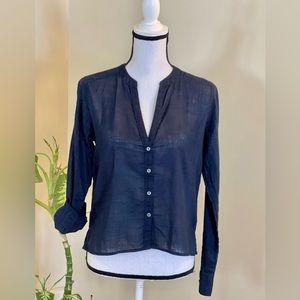 A&F Long sleeve button down shirt